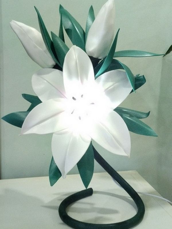 Декоративна лампа Лілія