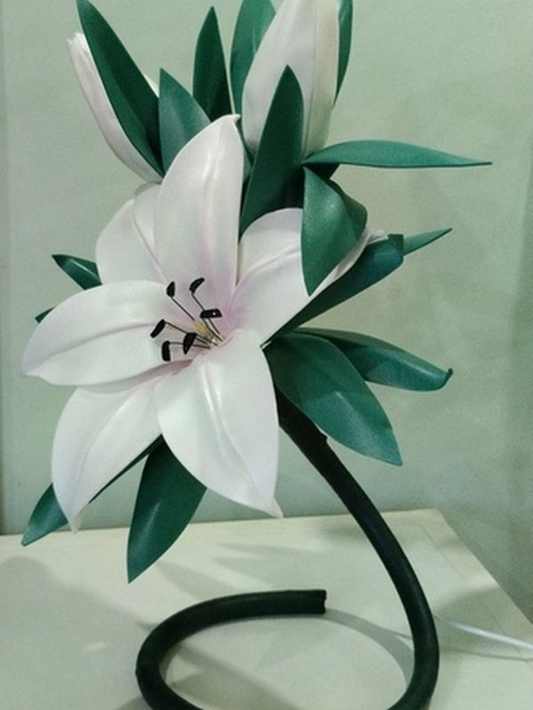 Декоративна лампа Лілія