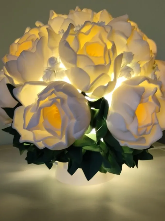 Декоративна лампа Букет півоній з ізолону