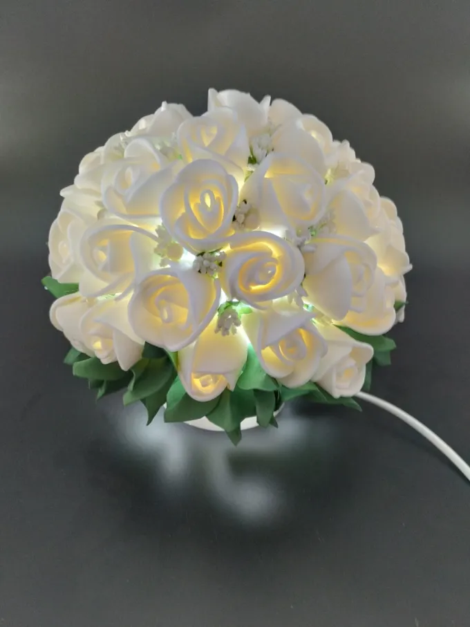 Декоративна лампа Букет троянд з ізолону