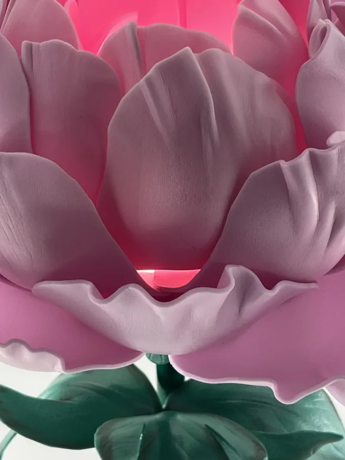 Світильник Півонія в рожевому кольорі