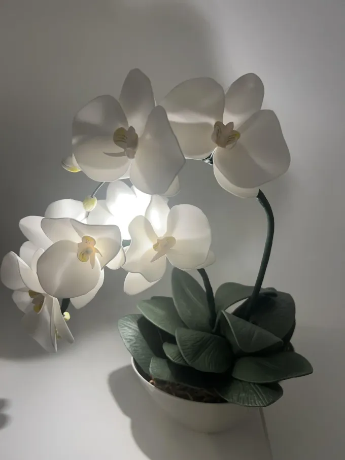Декоративна лампа Орхідея