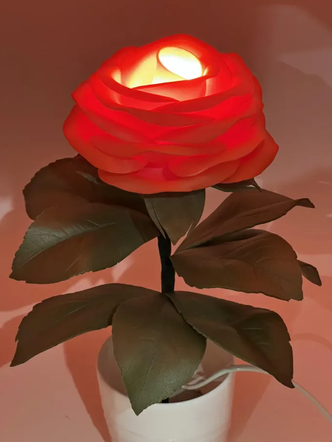 Світильник Троянда в червоному  кольорі